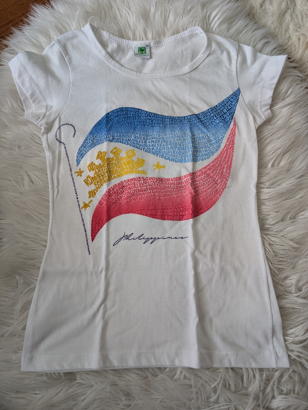 Halu-Halo Philippines flag Souvenir T-shirt XS